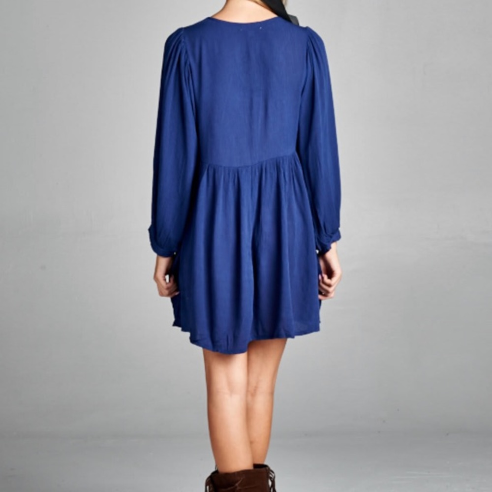 Geo Embroidered Notch Neck Tunic - Picture 3 of 3